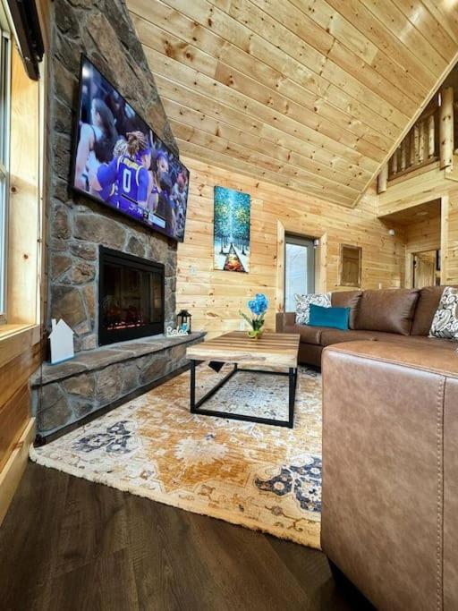 New! Indoor Pool/Ps 5/Hot Tub/Parkway Villa พิเจนฟอร์จ ภายนอก รูปภาพ